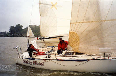 Salty Hotel '00 Vallejo Race (Photo by Terry White)